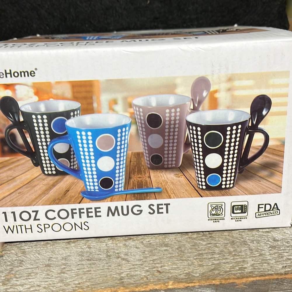Coffee Mug Set 11oz. With spoon